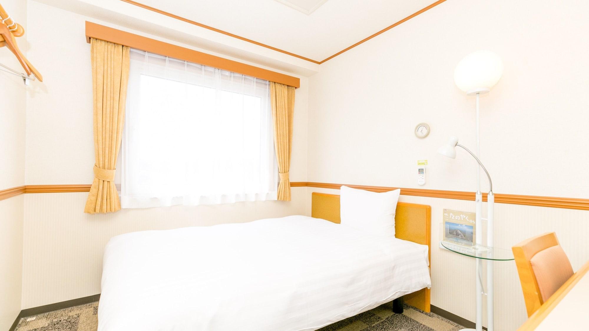 Toyoko Inn Yokohama Kannai Exterior foto